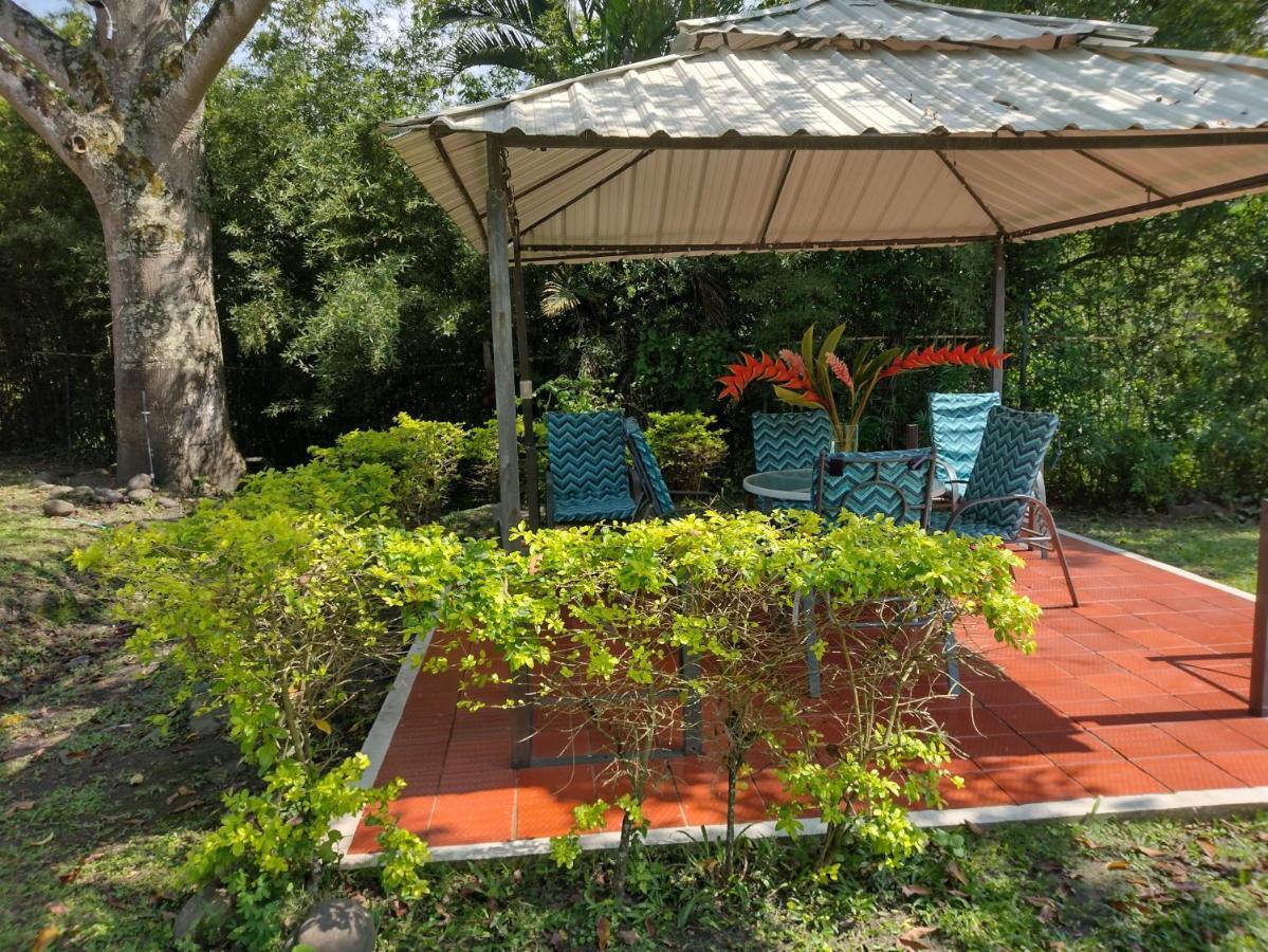 Hotel Campestre El Salitre 比列塔 外观 照片